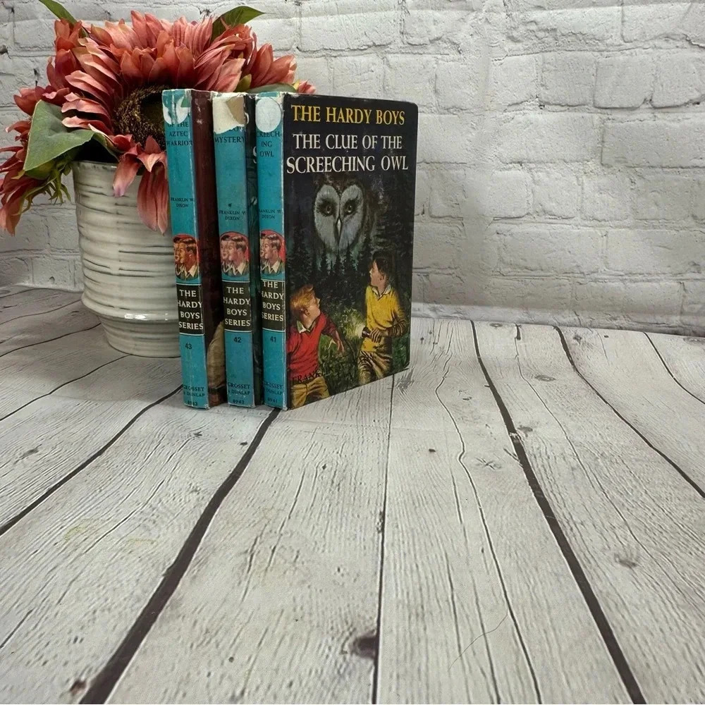 vintage hardy boys series books vol  41, 42, 43